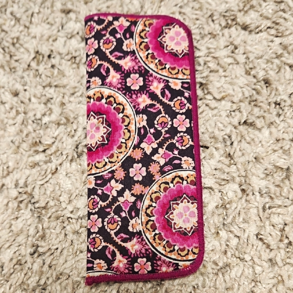 3/$15 GUC Vera Bradley Eyeglasses Sleeve